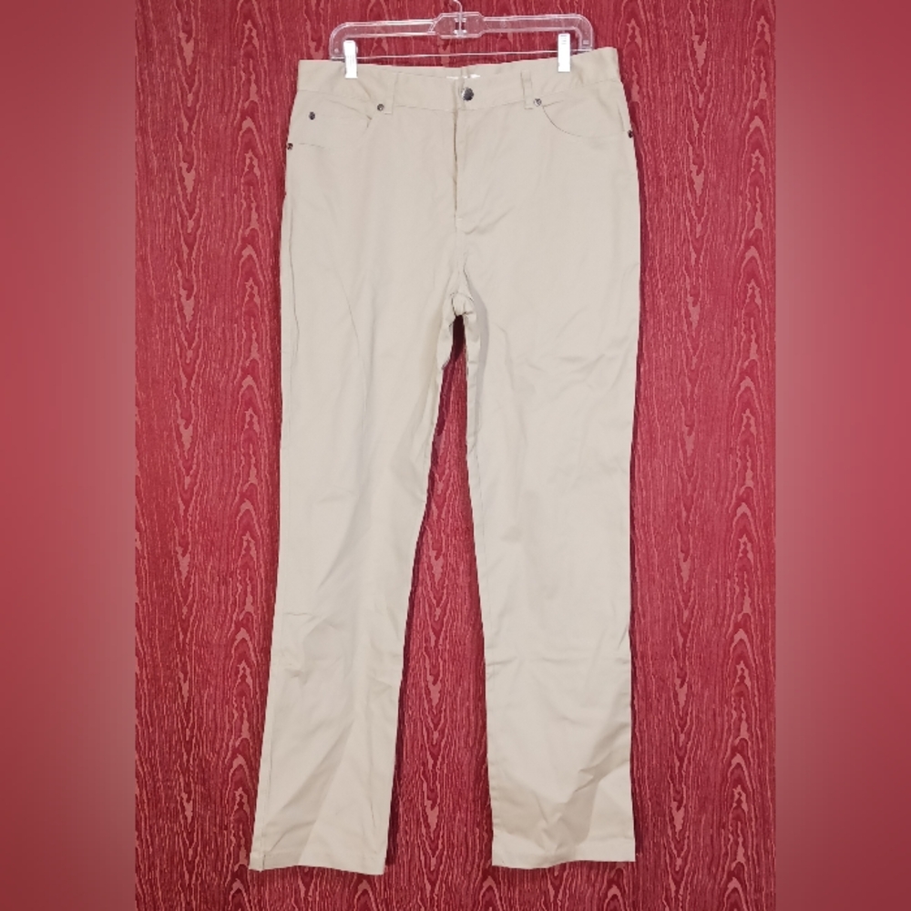 TAYLOR & MICK Khaki Beige/Tan Pants Size 36Wx32L NWT